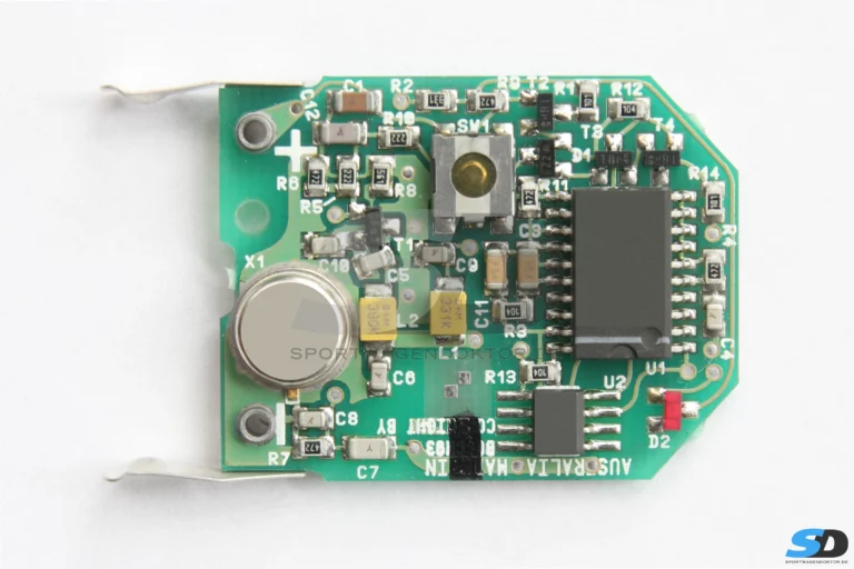 Bild vergrößern - Ferrari Handsender Platinenoberseite nach Reparatur