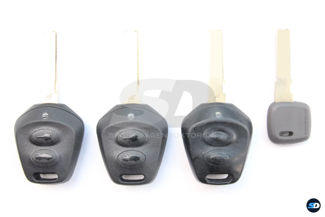 Bild vergrößern - 3 zum Porsche 996 gehörige Funkmodule. Alle defekt.