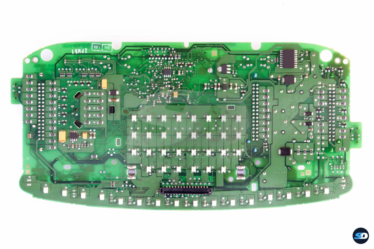 Bild vergrößern - Platine repariertes Porsche 996 Kombiinstrument