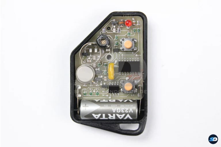 Sportwagendoktor.de - Porsche 964 – Reparatur Handsender