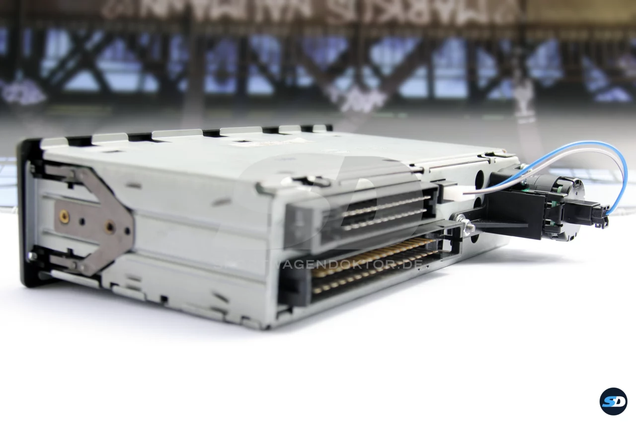 Bild vergrößern - Porsche 993 – Reparatur Klimabedienteil