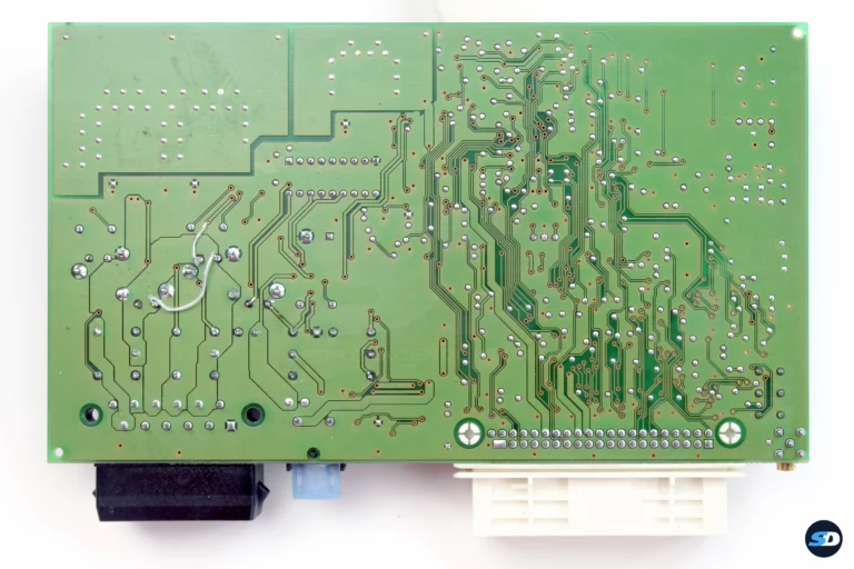 Sportwagendoktor.de - Porsche 996 – Alarmsteuergerät tatsächlich defekt?