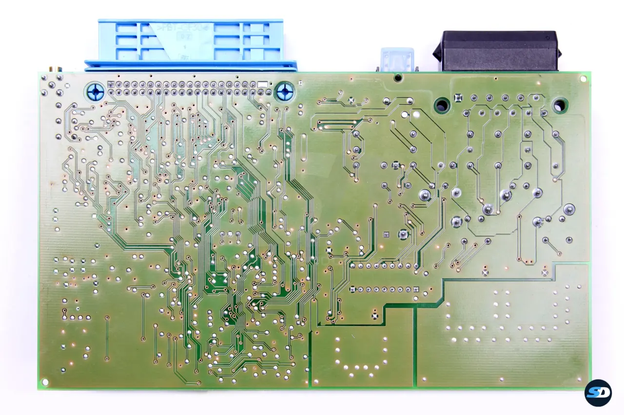 005_m535_gime Bild vergrößern - Porsche 986 – Wasserschaden M535