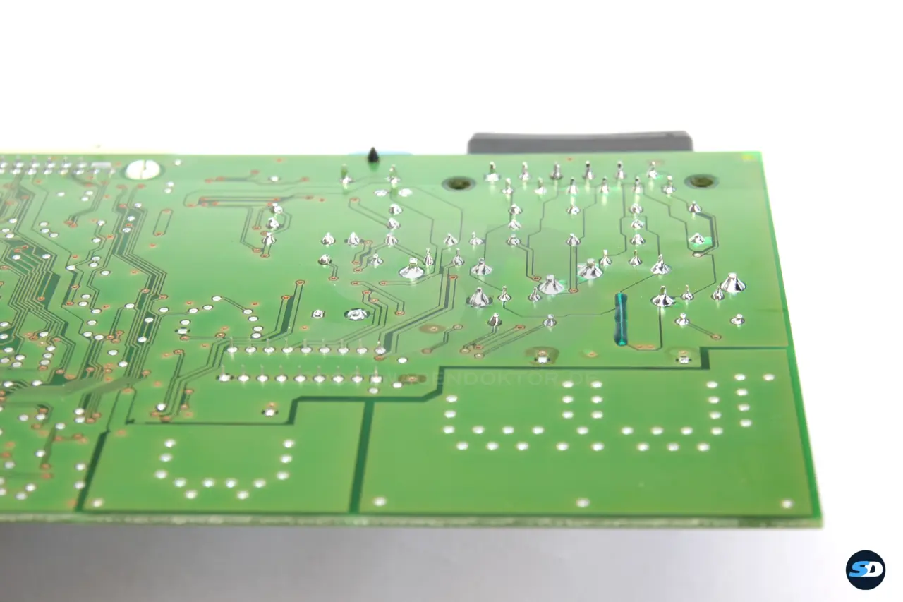 Bild vergrößern - Porsche 996 Cabrio – Wasserschaden M534